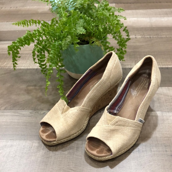 Toms Shoes - Toms Wedges